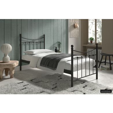Bed 'Sacha' Zwart 90x200 Met Lattenbodem